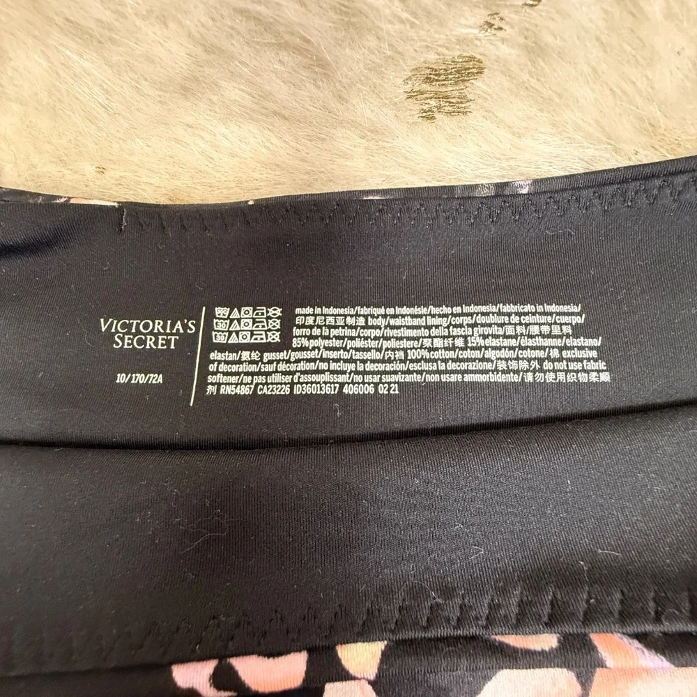 Victoria’s Secret Floral High Rise‎ Active Leggings Pockets Size 10 Black Pink